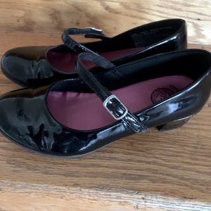 Girls dress shoes